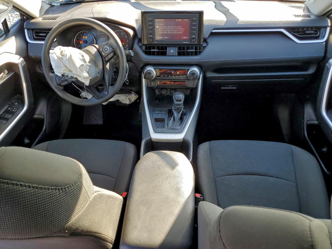 2022 TOYOTA RAV4 LE photo 8