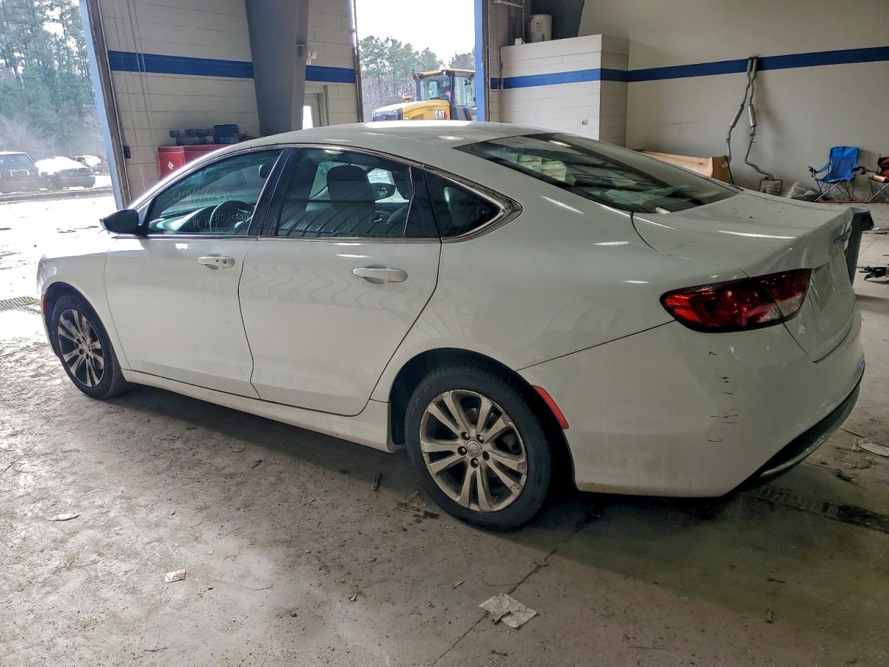 2015 CHRYSLER 200 LIMITED photo 2