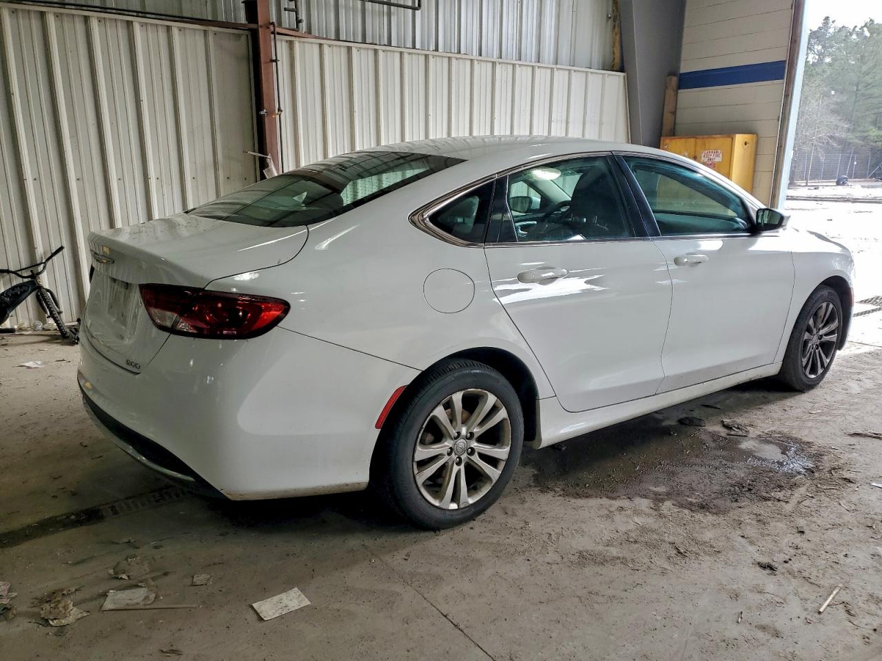 2015 CHRYSLER 200 LIMITED photo 3