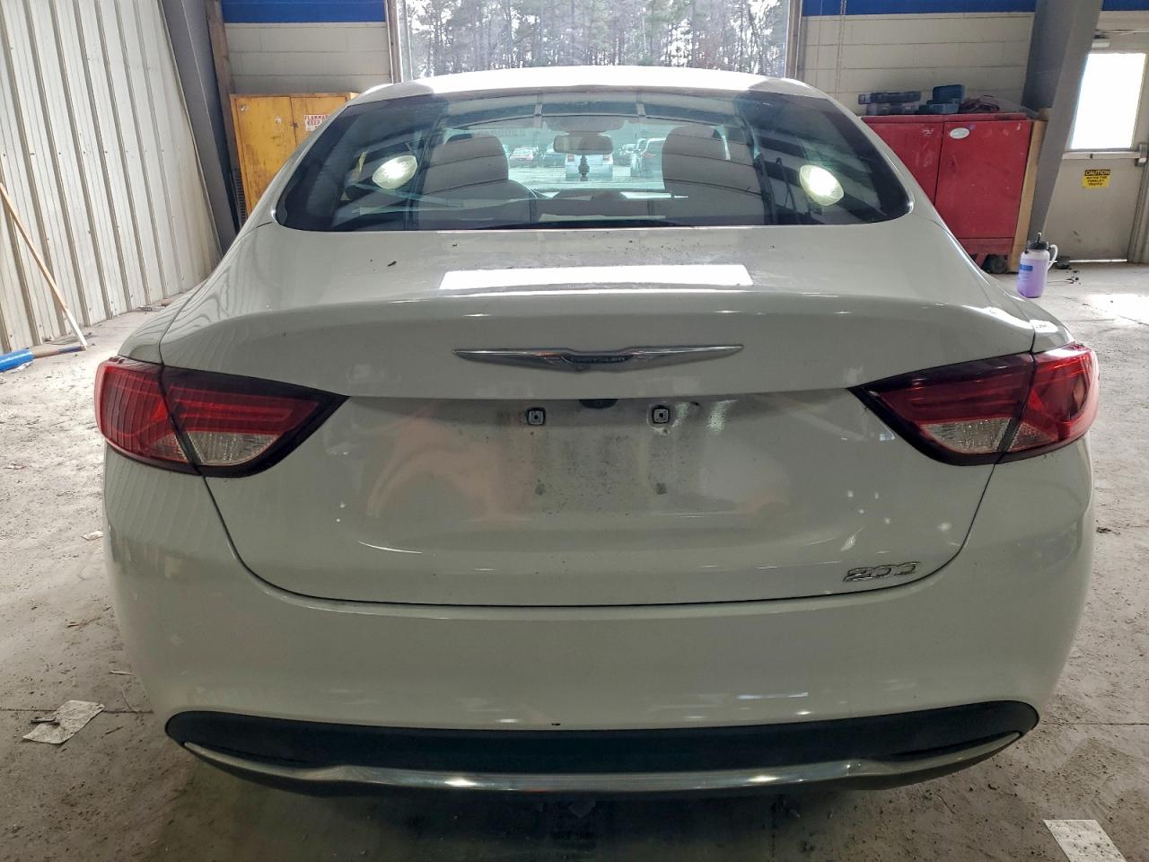 2015 CHRYSLER 200 LIMITED photo 6