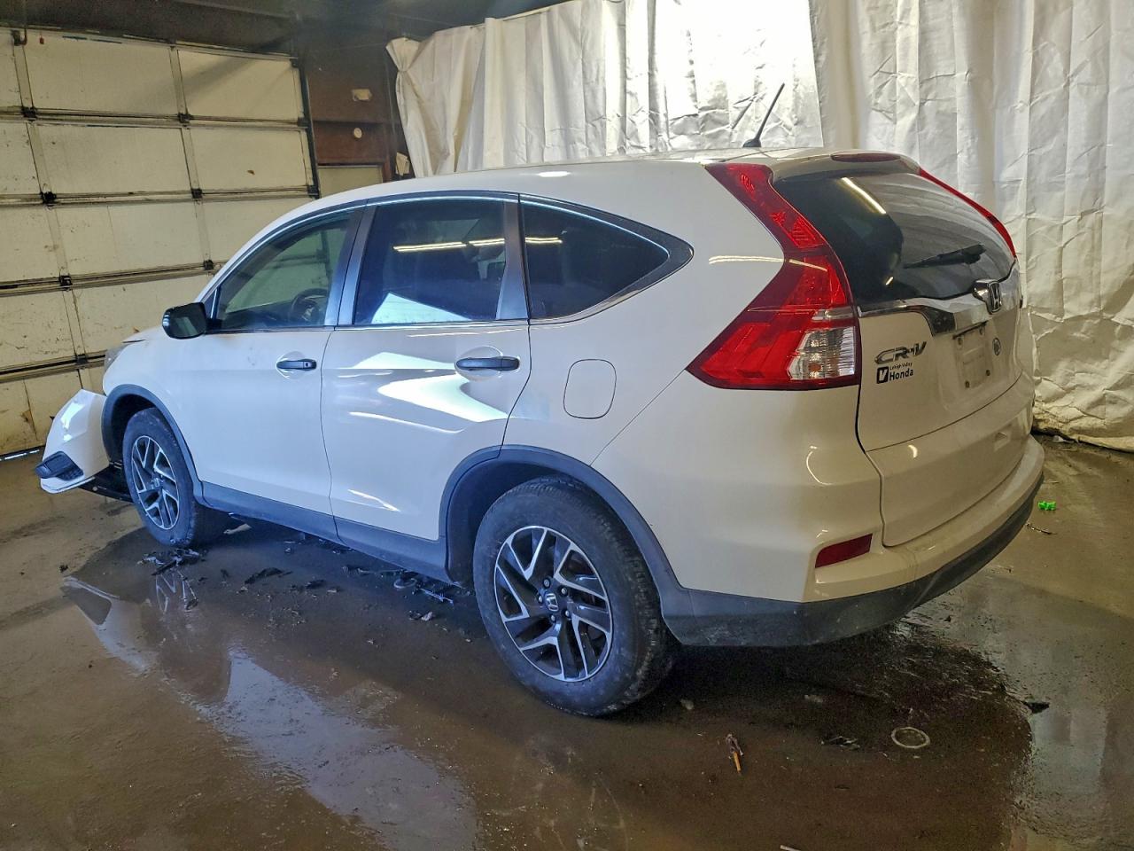 2016 HONDA CR-V SE photo 2