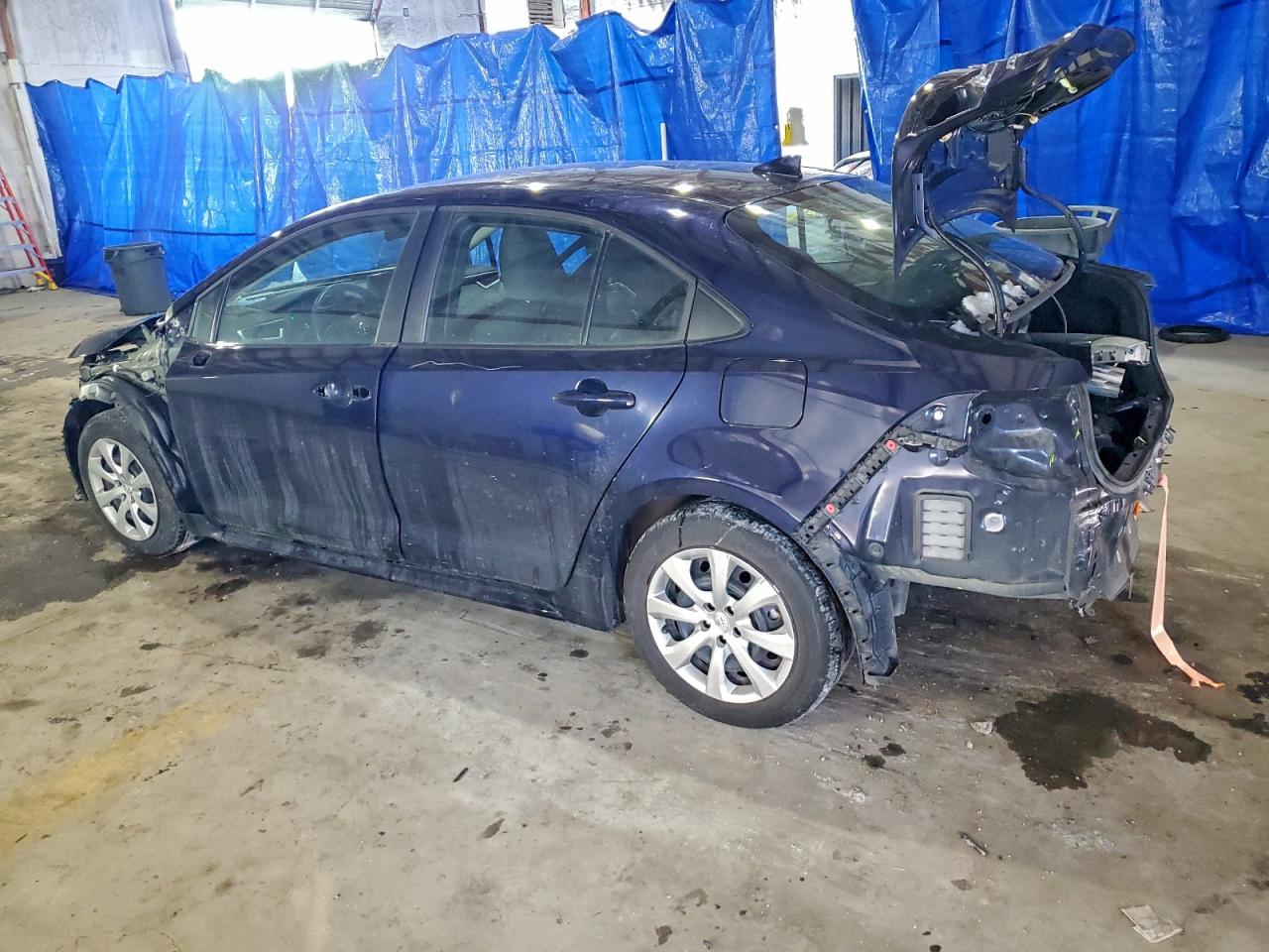 2024 TOYOTA COROLLA LE photo 2