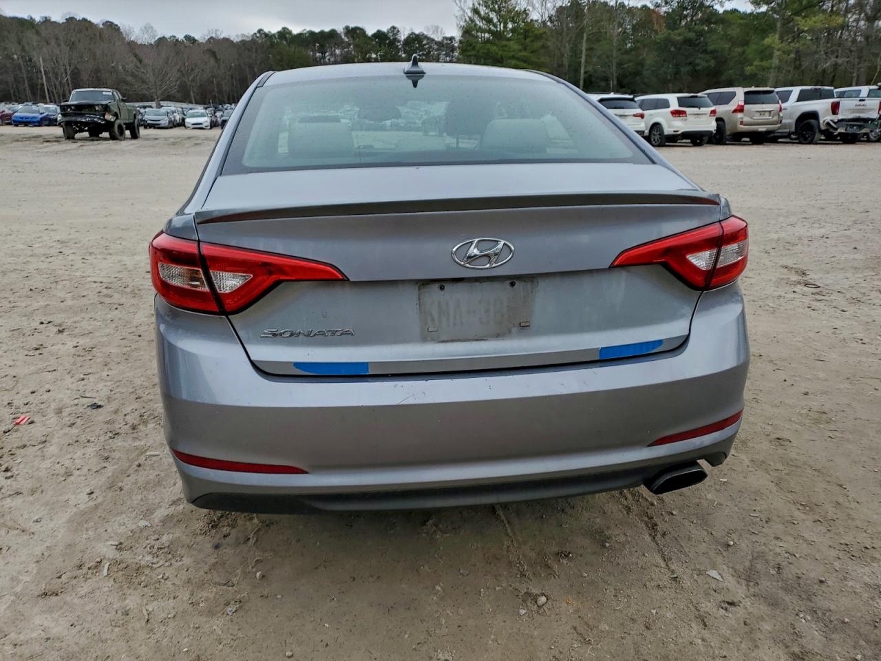 2016 HYUNDAI SONATA SE photo 6
