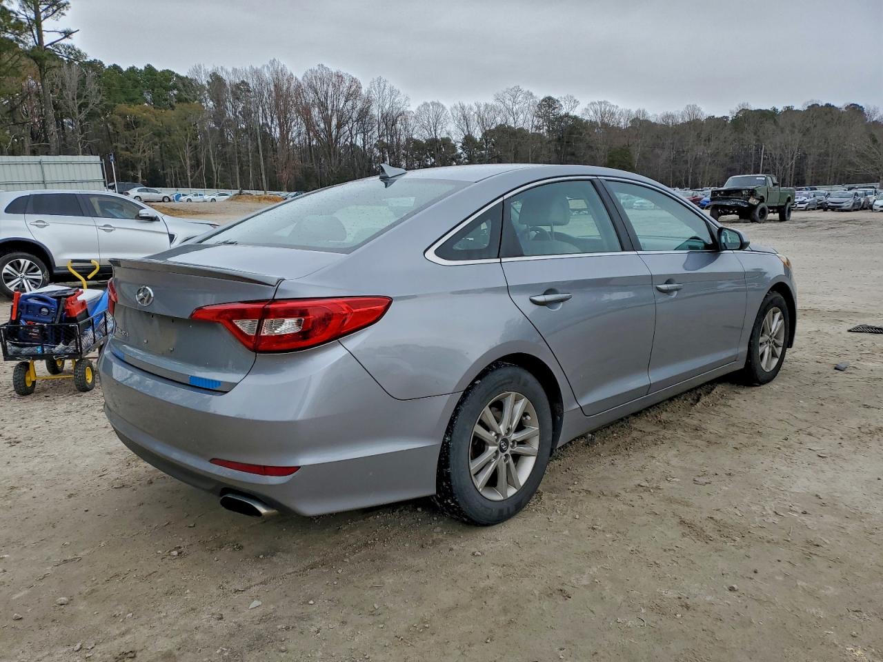 2016 HYUNDAI SONATA SE photo 3