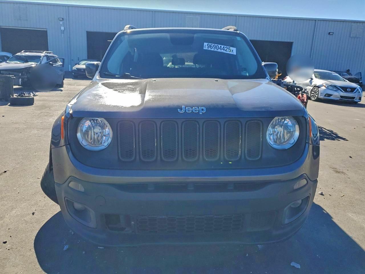 2017 JEEP RENEGADE LATITUDE photo 5