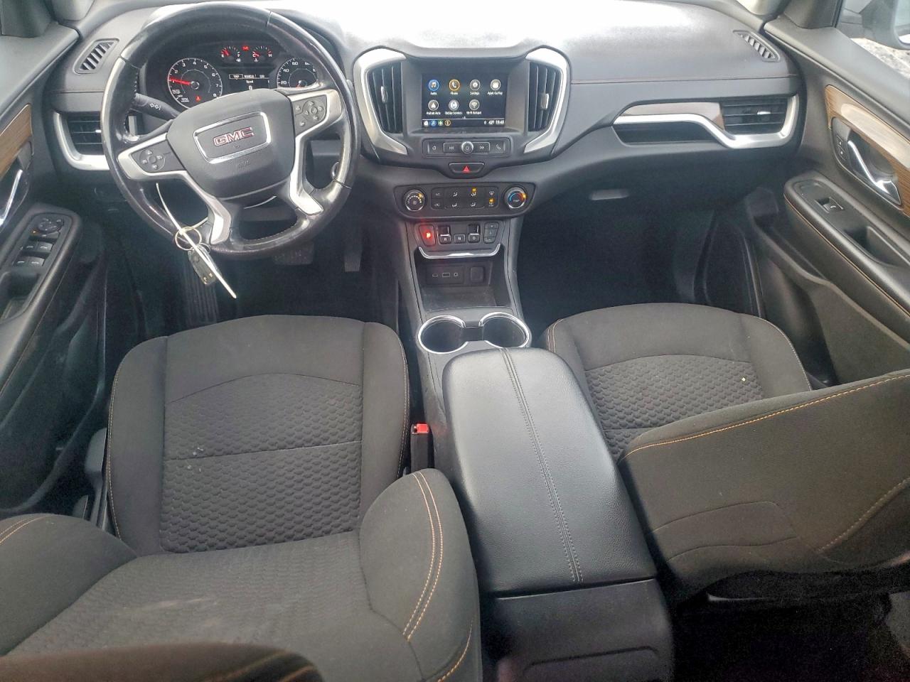 2018 GMC TERRAIN SLE photo 8