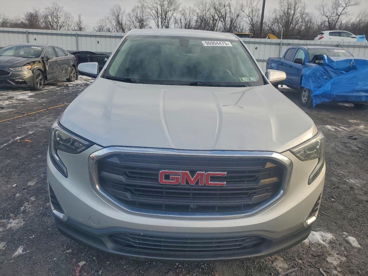 2018 GMC TERRAIN SLE photo 5