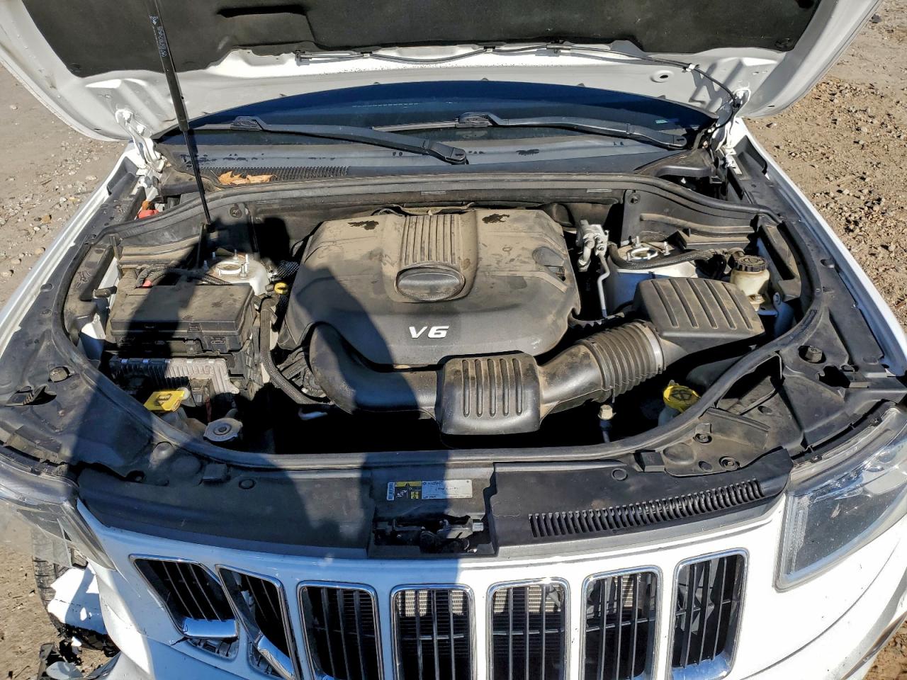 2015 JEEP GRAND CHEROKEE LIMITED photo 12