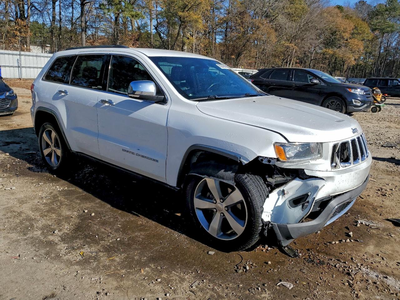 2015 JEEP GRAND CHEROKEE LIMITED photo 4