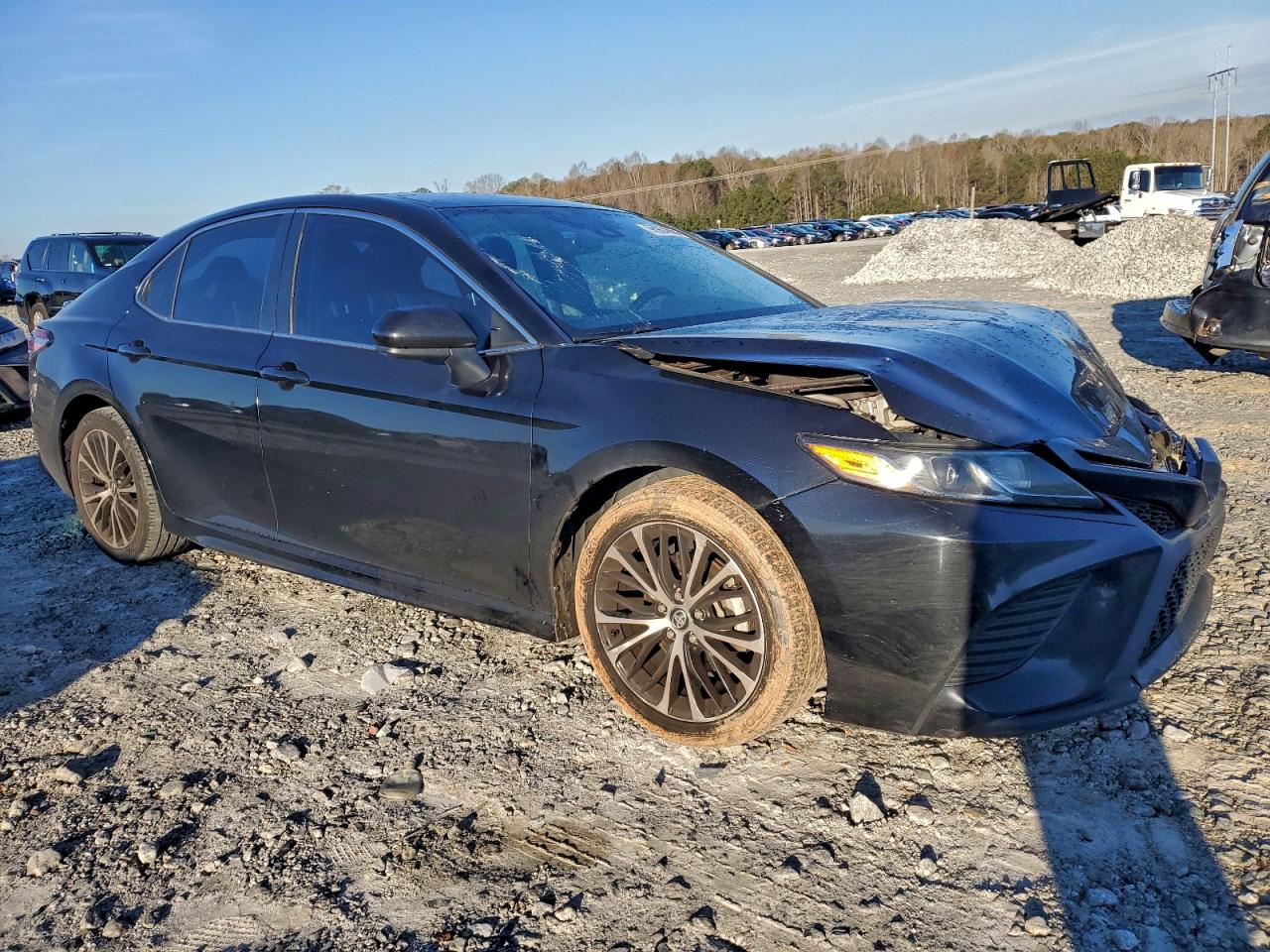 2019 TOYOTA CAMRY L photo 4