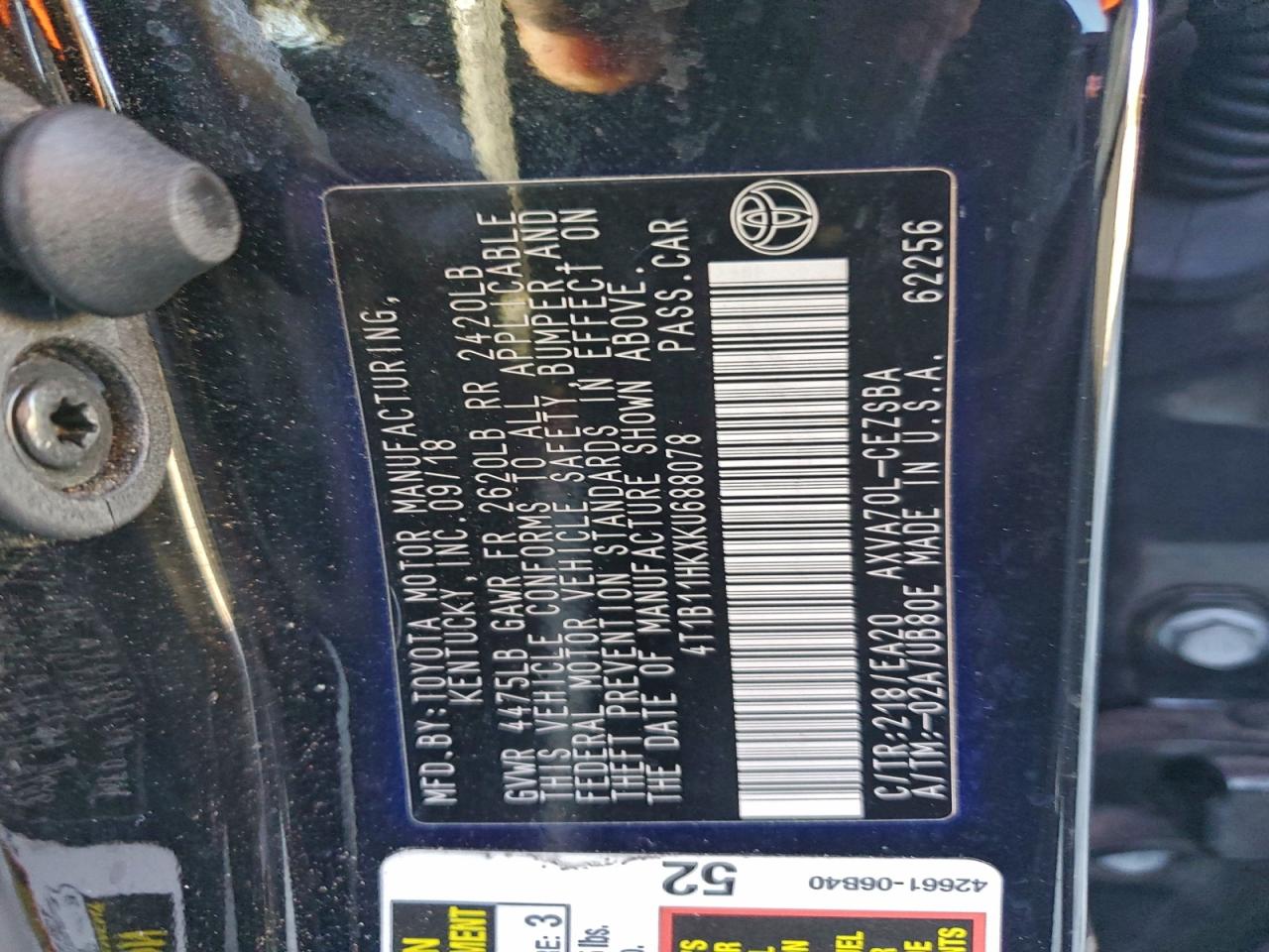 2019 TOYOTA CAMRY L photo 12