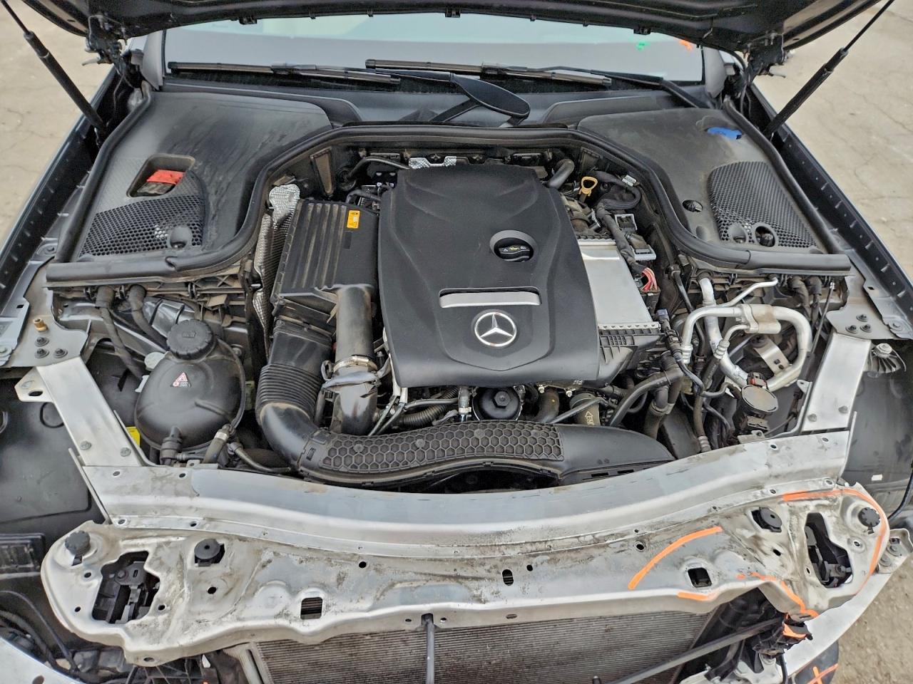2018 MERCEDES-BENZ E 300 photo 11