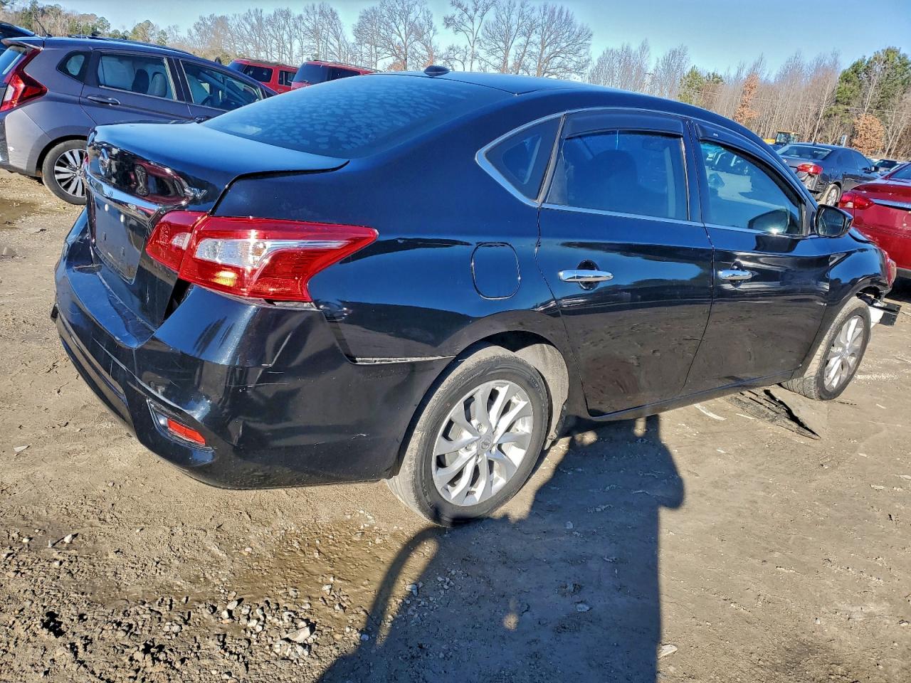 2019 NISSAN SENTRA S photo 3