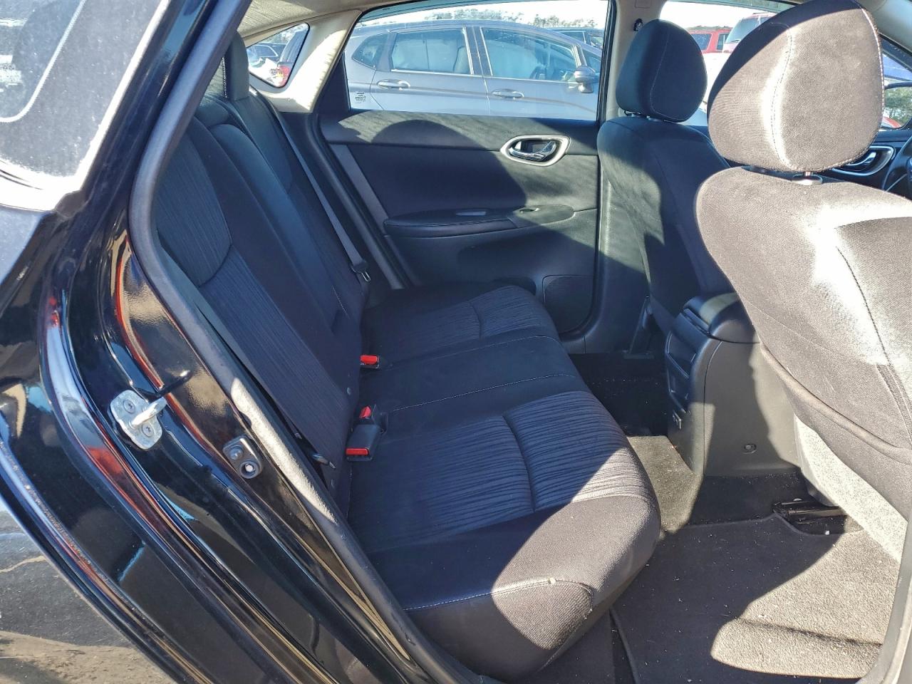 2019 NISSAN SENTRA S photo 10