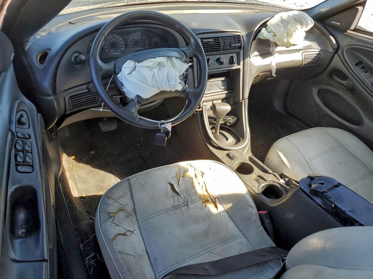 2003 FORD MUSTANG photo 8