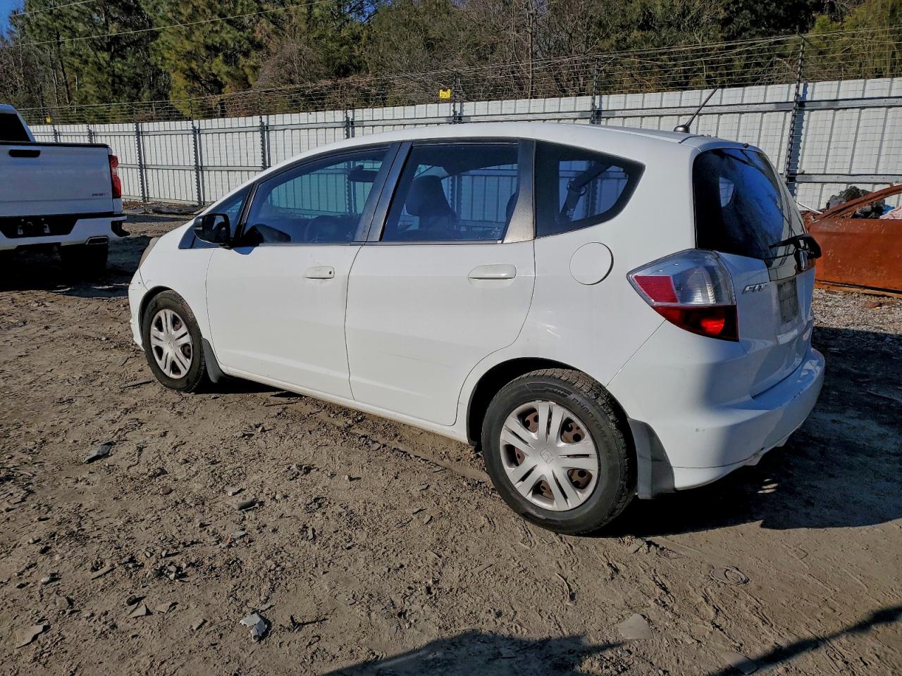 2009 HONDA FIT photo 2