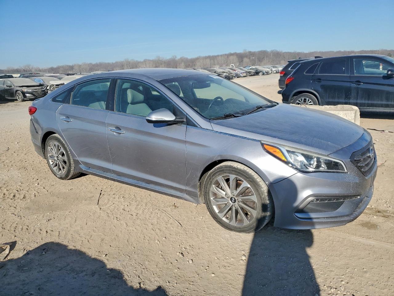 2015 HYUNDAI SONATA SPORT photo 4