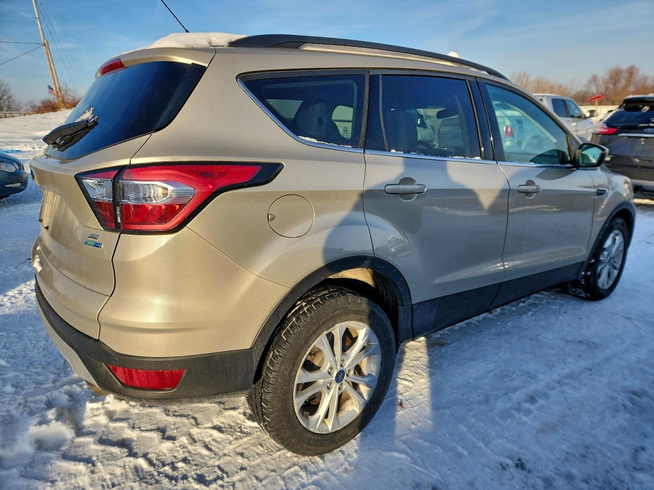 2017 FORD ESCAPE SE photo 3