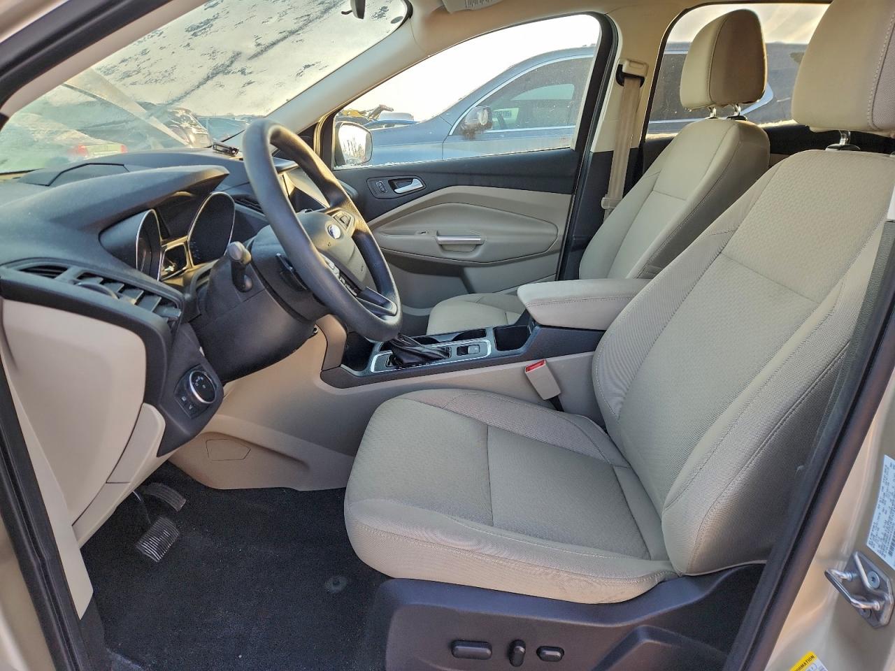 2017 FORD ESCAPE SE photo 7