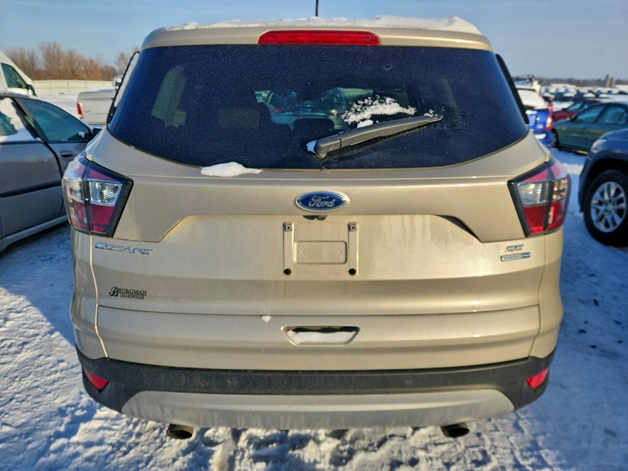 2017 FORD ESCAPE SE photo 6