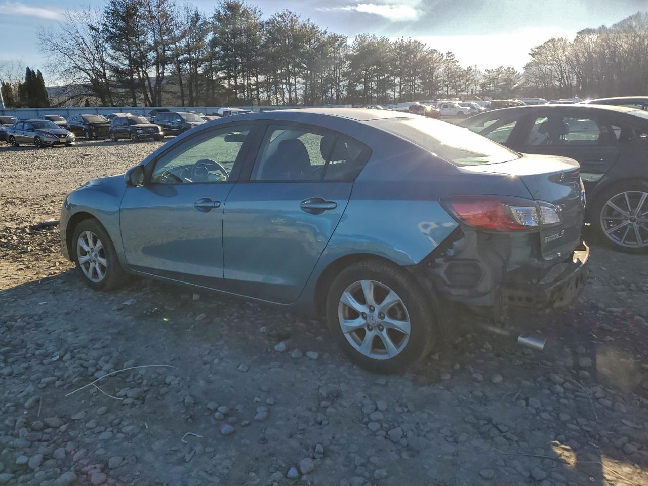 2010 MAZDA 3 I photo 2