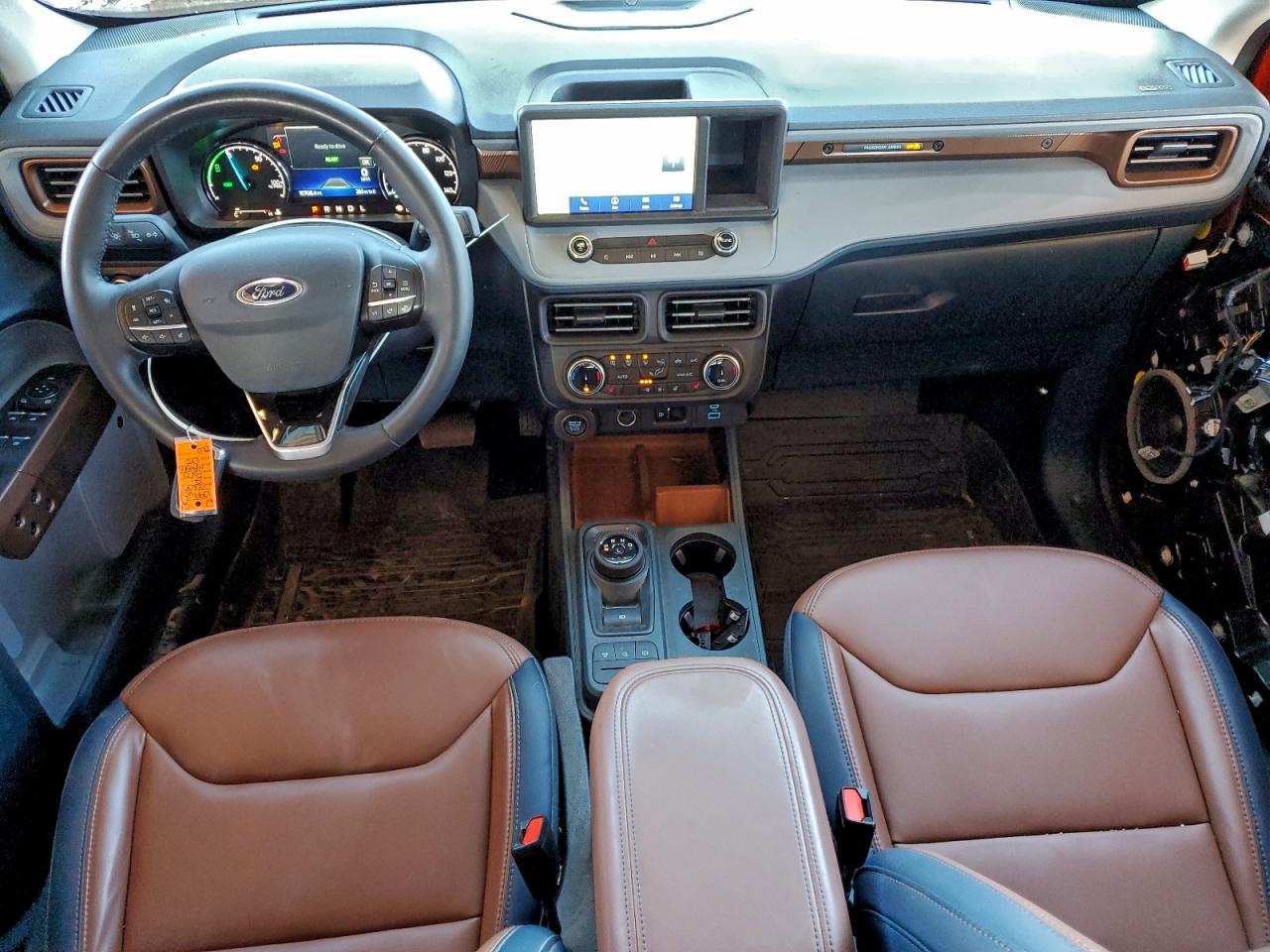 2024 FORD MAVERICK LARIAT photo 8