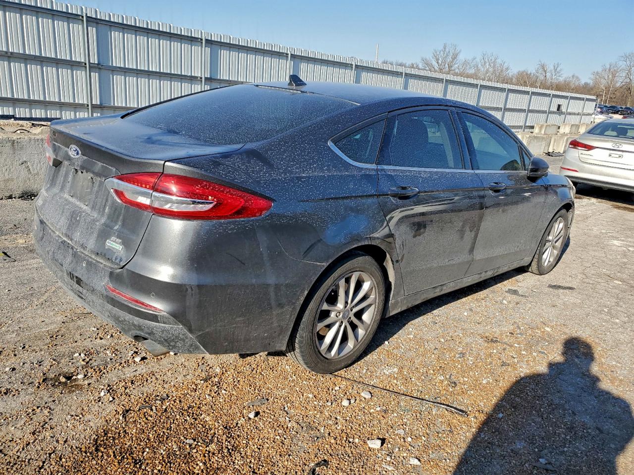 2019 FORD FUSION SE photo 3