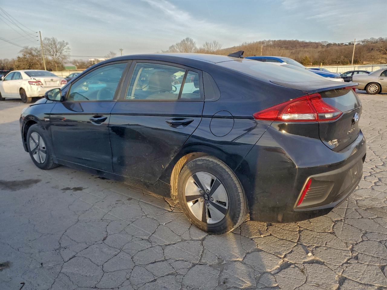 2017 HYUNDAI IONIQ BLUE photo 2
