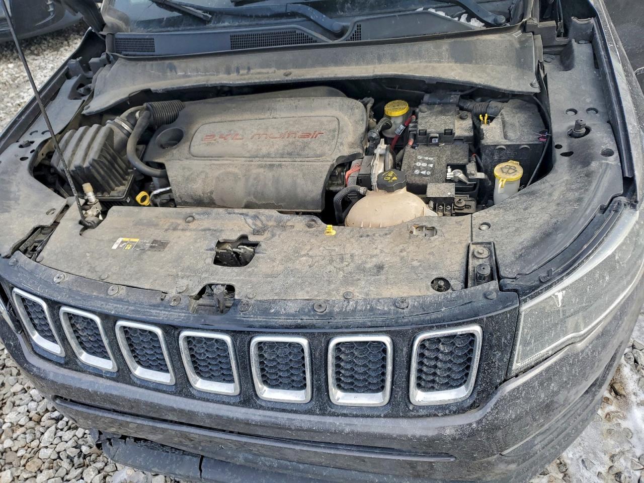 2017 JEEP COMPASS LATITUDE photo 12