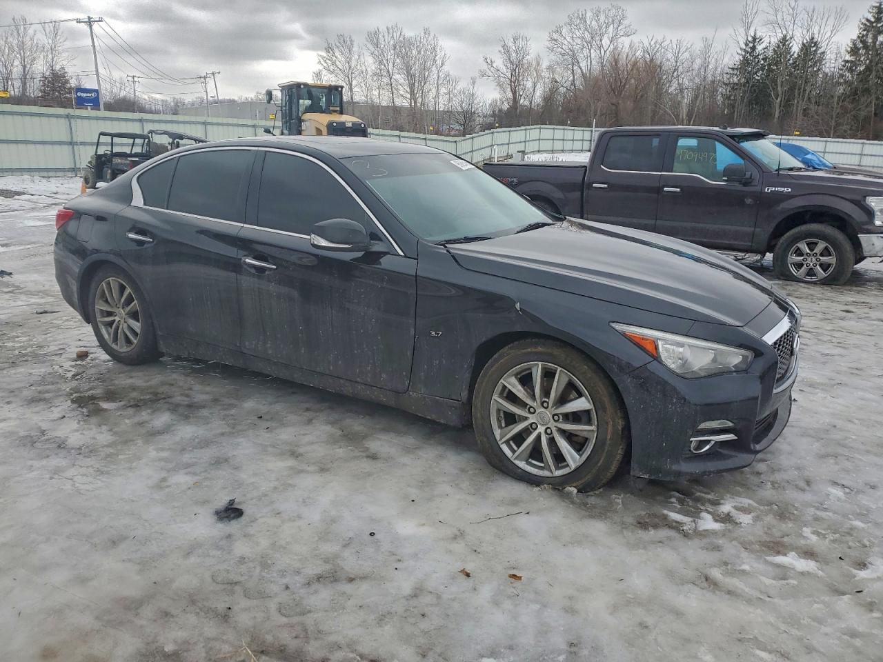 2015 INFINITI Q50 BASE photo 4