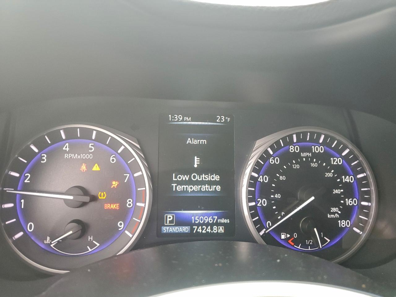2015 INFINITI Q50 BASE photo 9