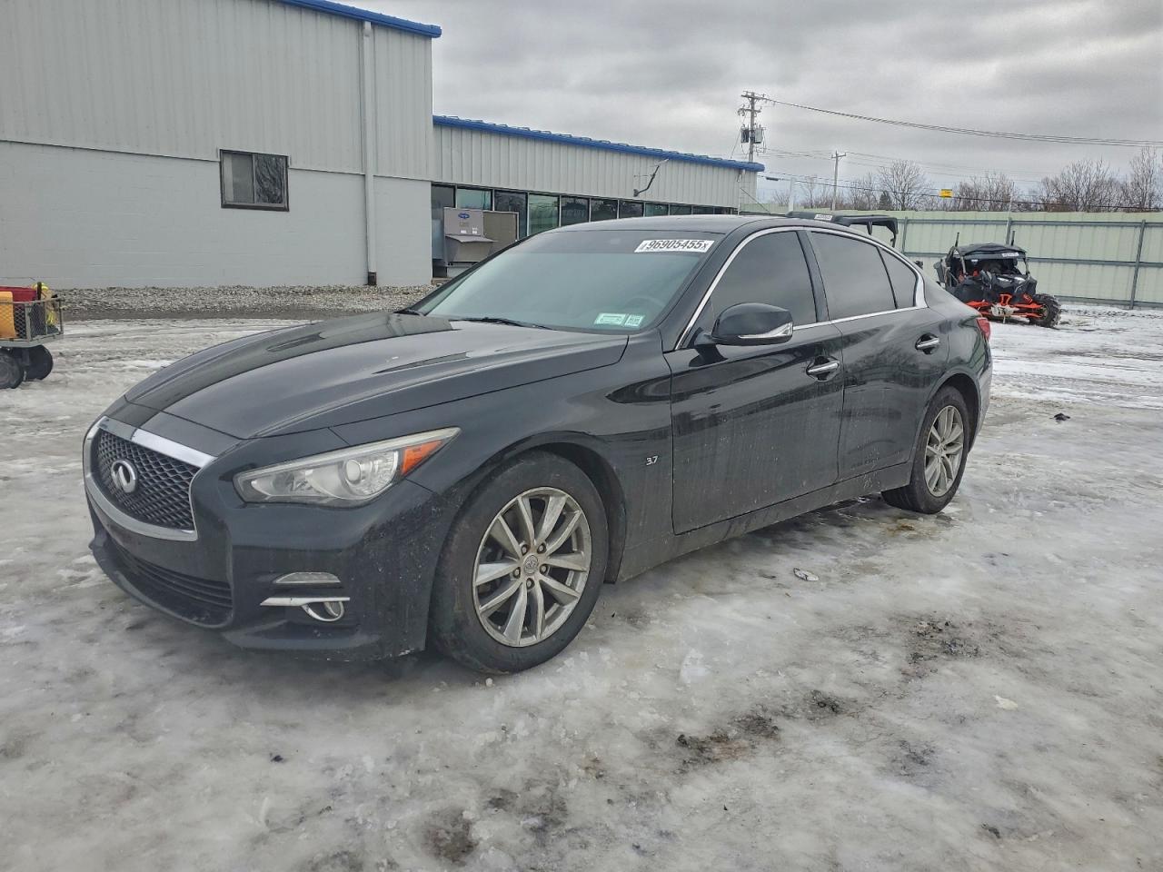 2015 INFINITI Q50