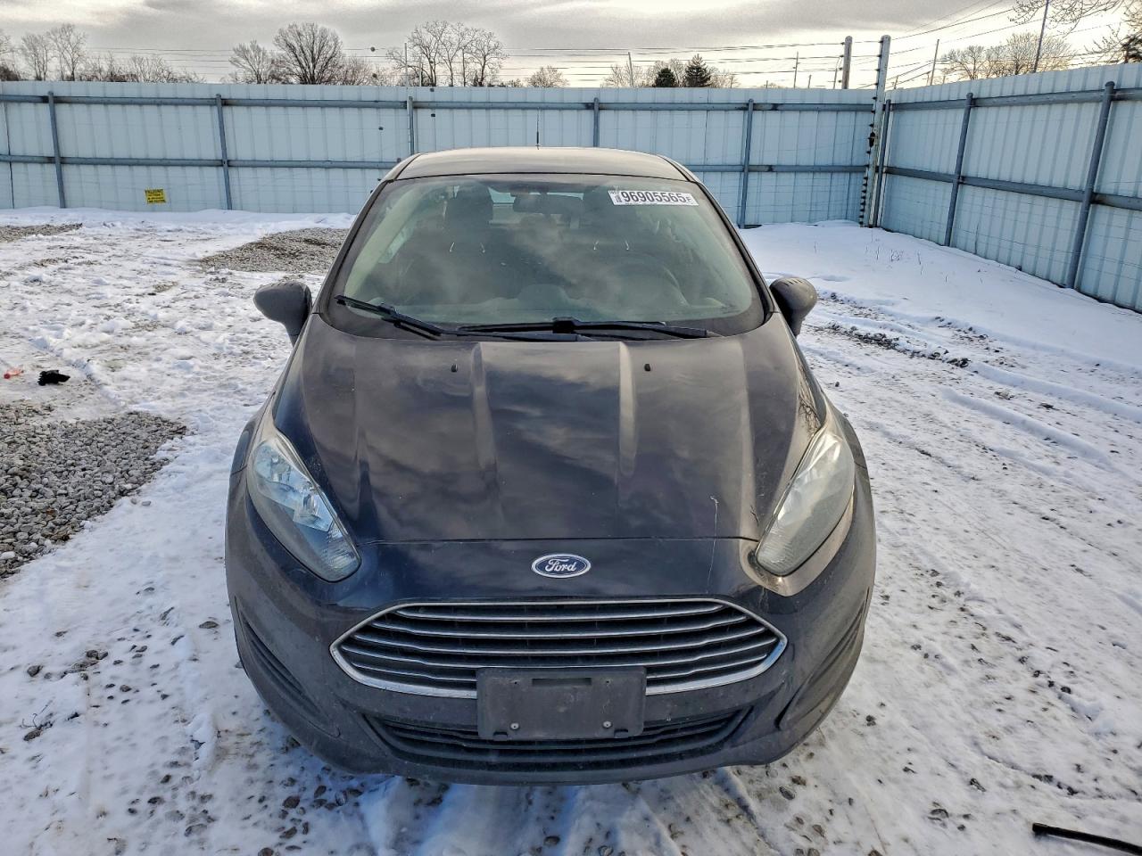 2018 FORD FIESTA SE photo 5