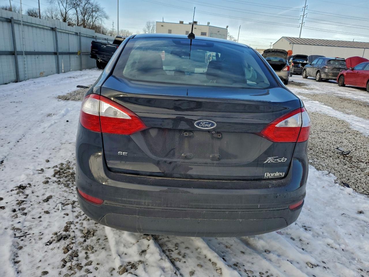 2018 FORD FIESTA SE photo 6
