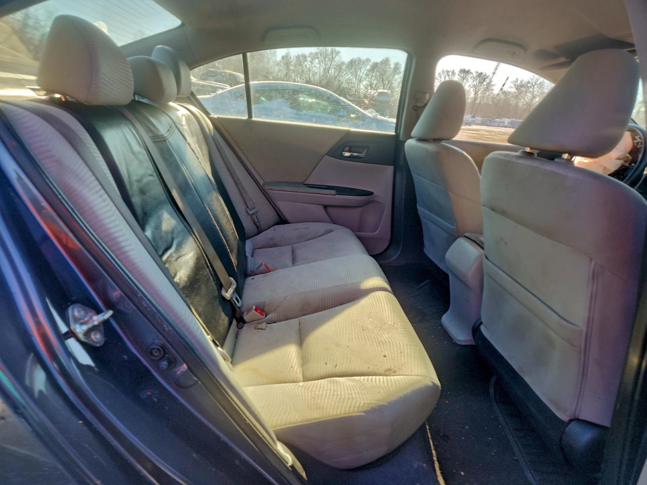2016 HONDA ACCORD LX photo 10
