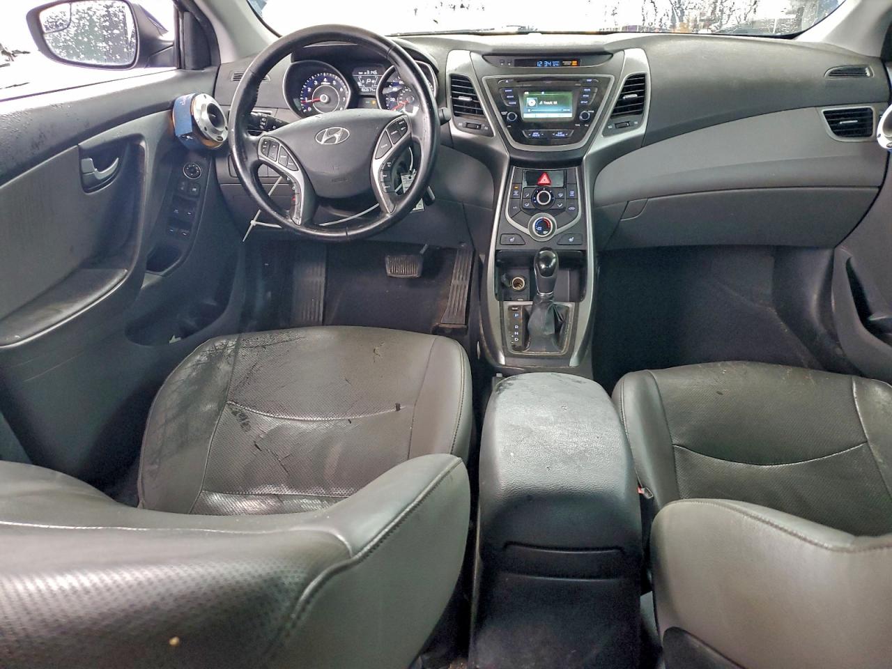 2015 HYUNDAI ELANTRA SE photo 8