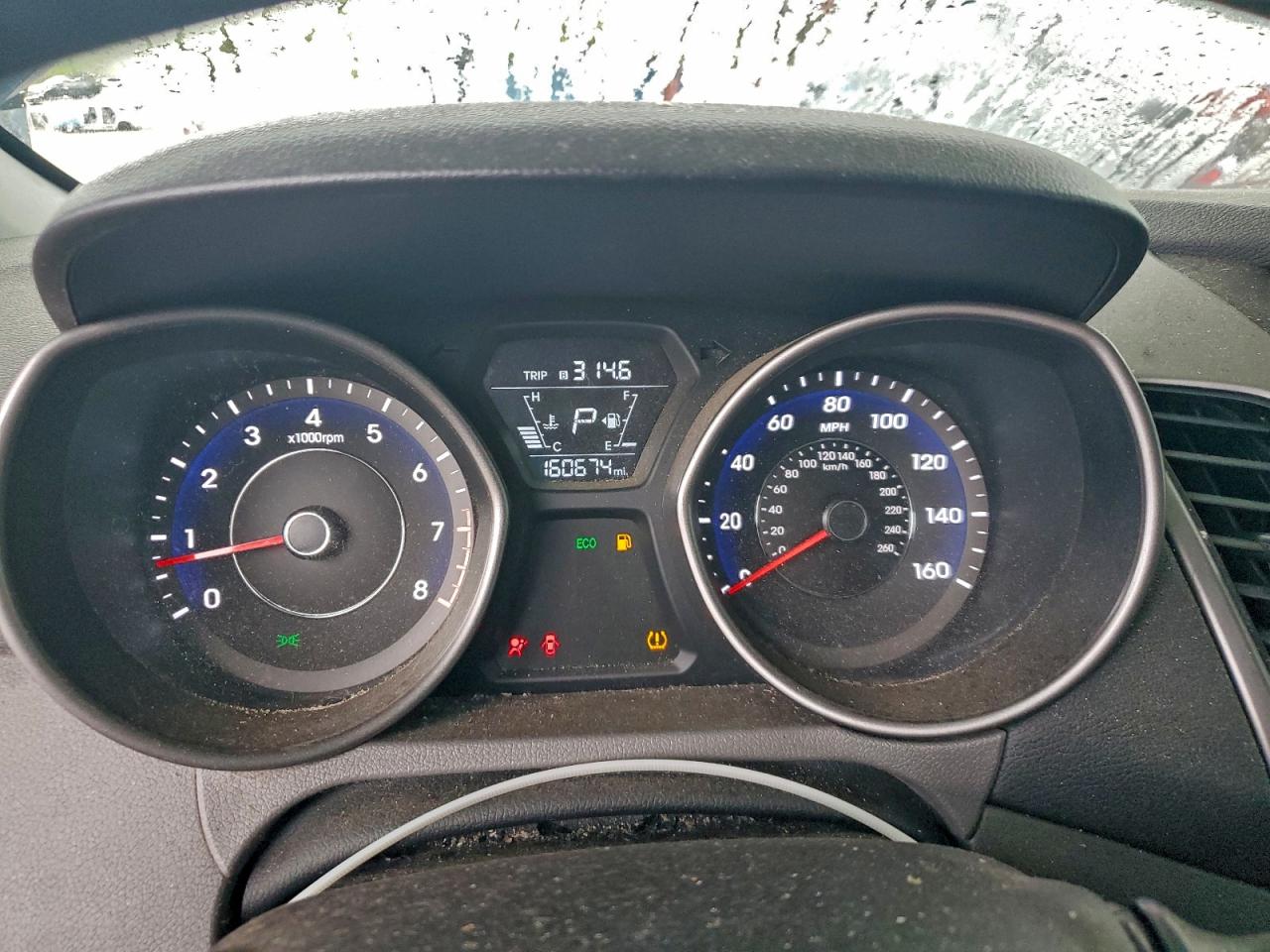 2015 HYUNDAI ELANTRA SE photo 9