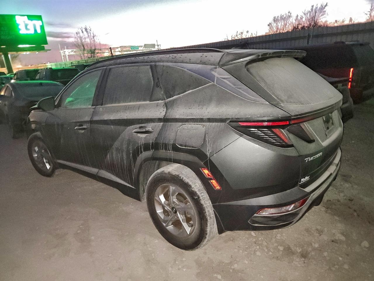 2022 HYUNDAI TUCSON SEL photo 2