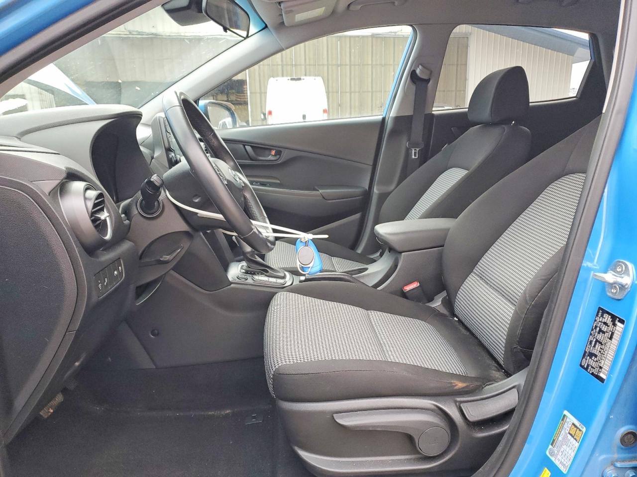 2020 HYUNDAI KONA SEL photo 7