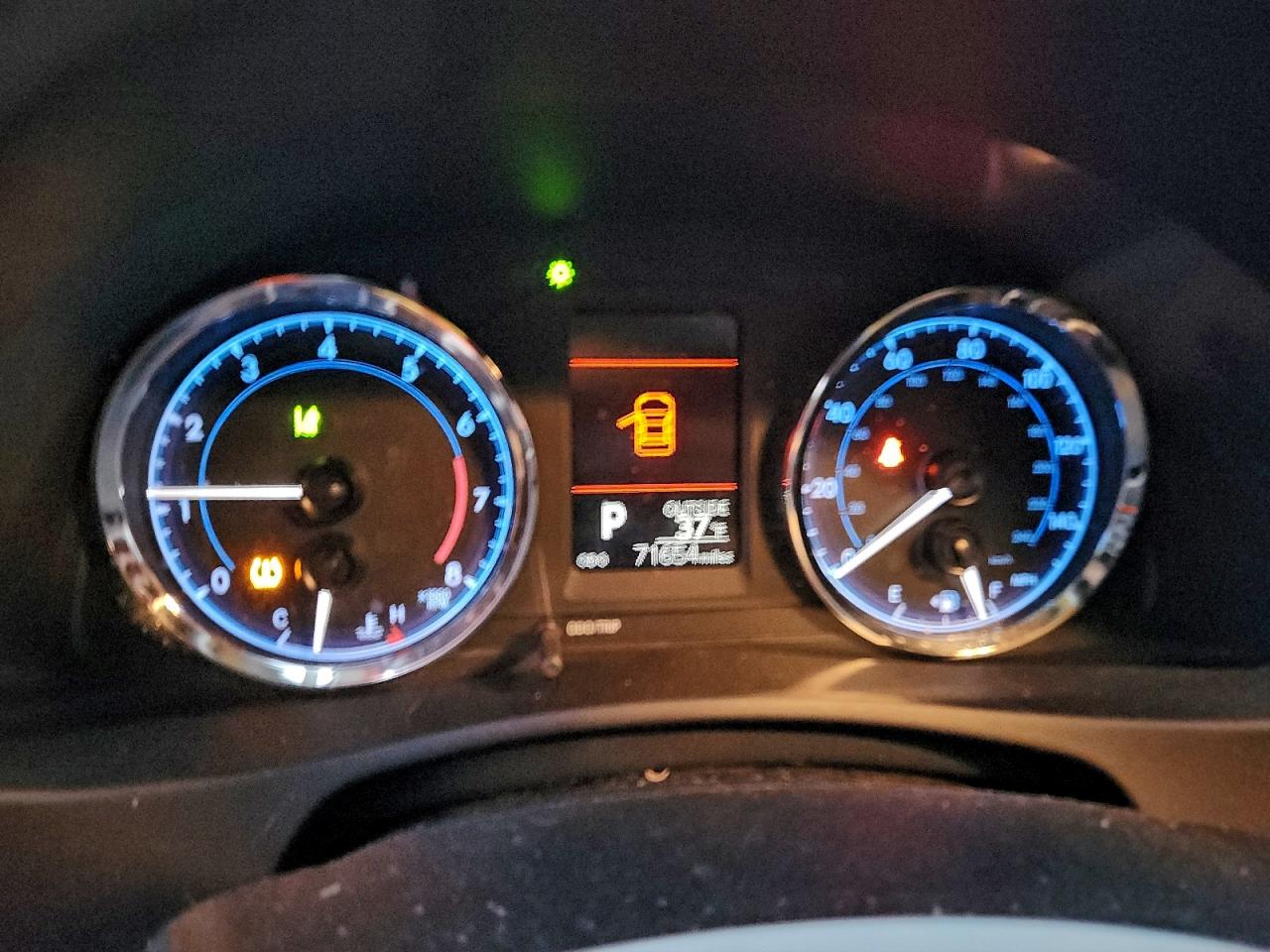2017 TOYOTA COROLLA L photo 9
