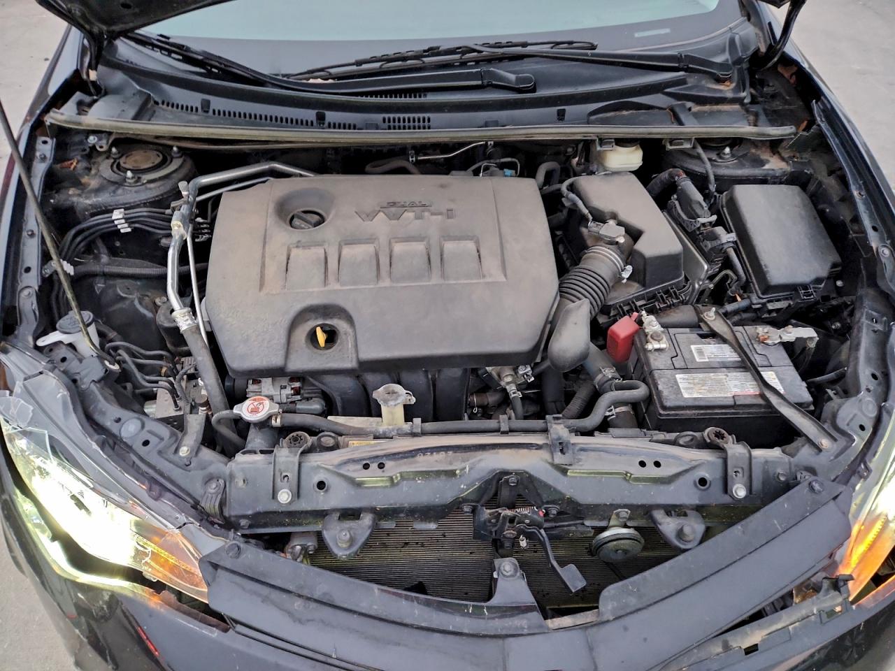 2017 TOYOTA COROLLA L photo 11