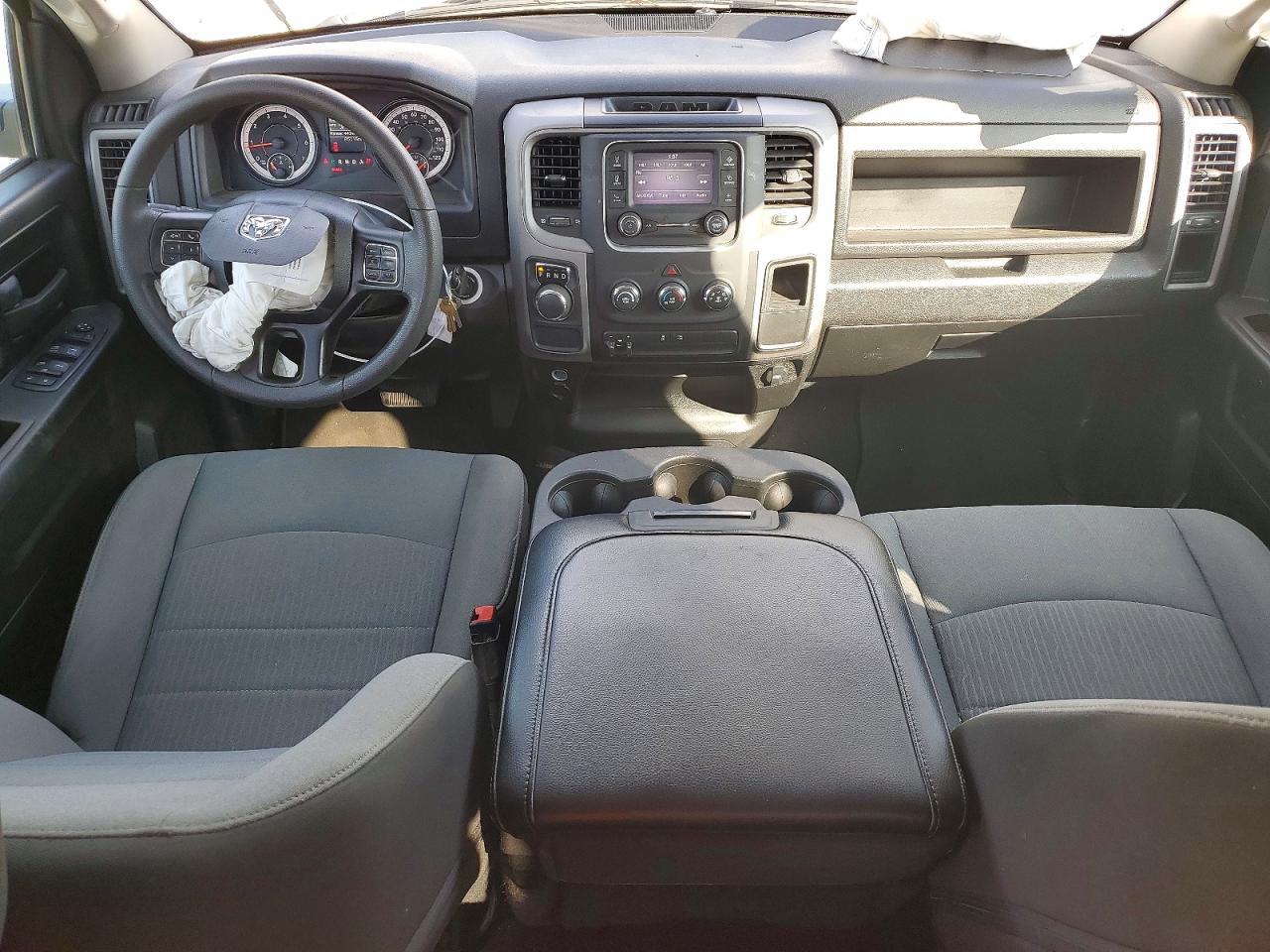 2021 RAM 1500 CLASSIC TRADESMAN photo 8