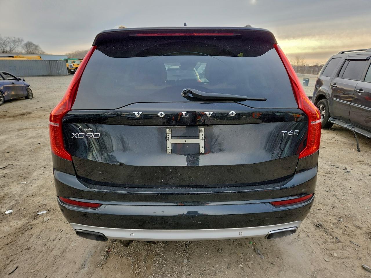 2016 VOLVO XC90 T6 photo 6