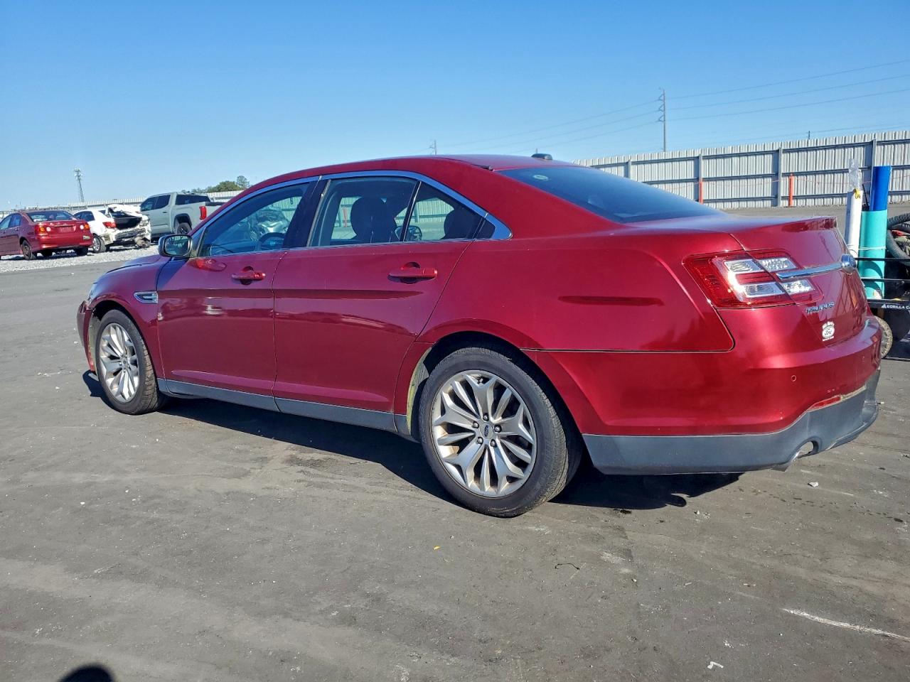 2016 FORD TAURUS LIMITED photo 2