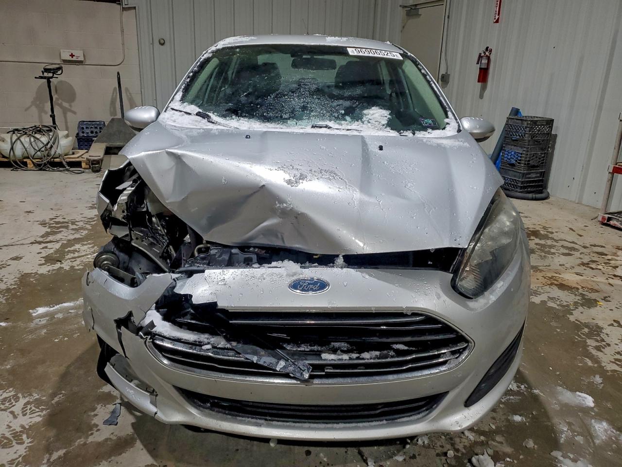 2015 FORD FIESTA SE photo 5