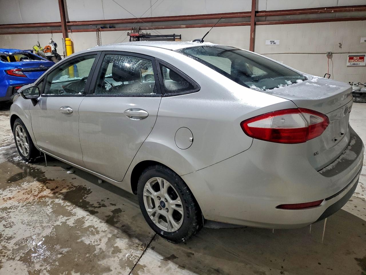 2015 FORD FIESTA SE photo 2