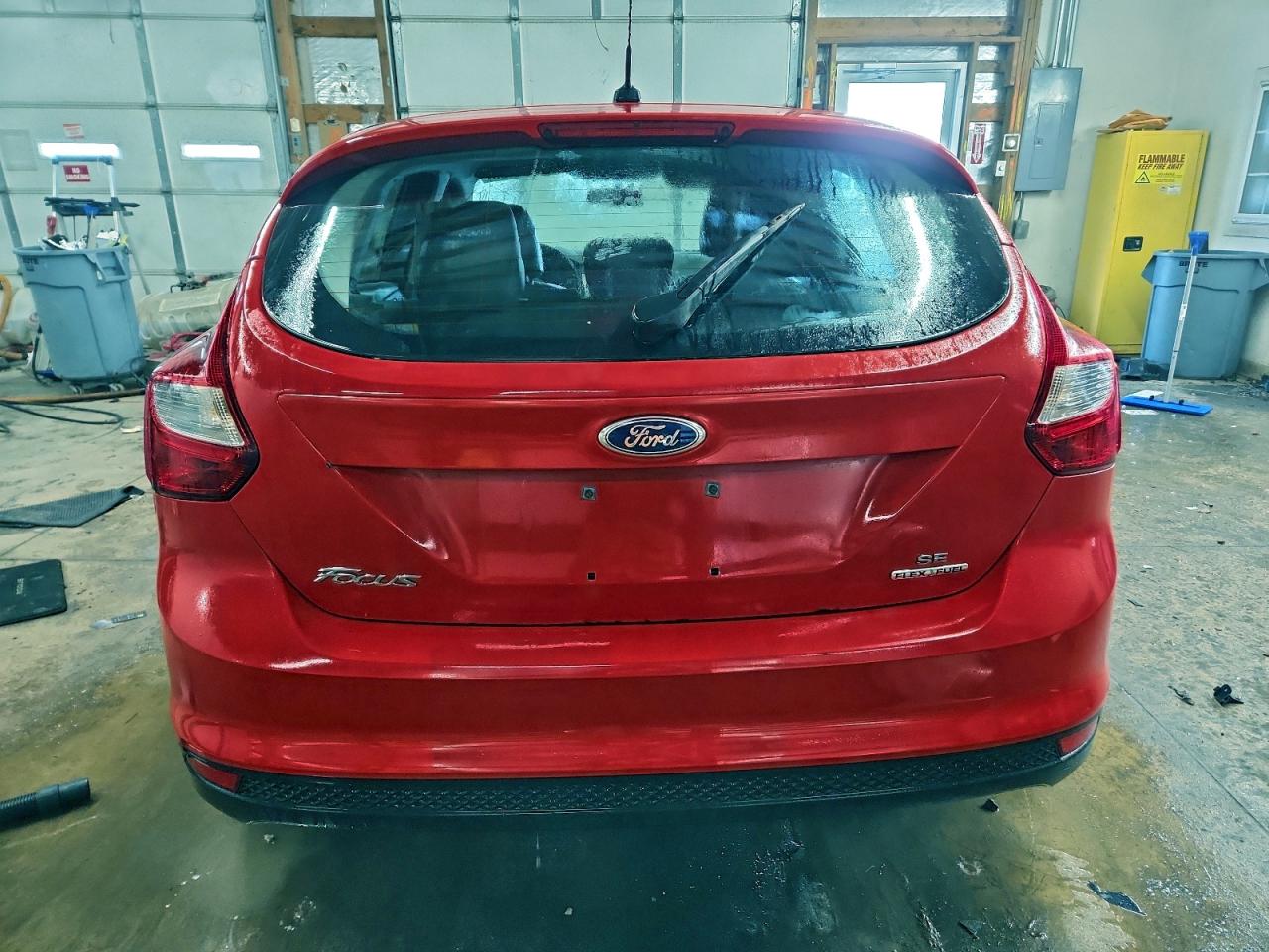 2014 FORD FOCUS SE photo 6