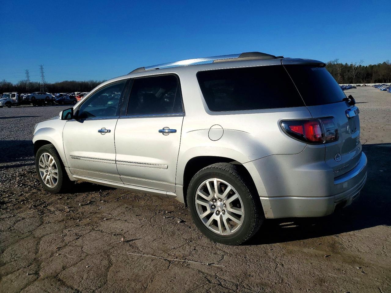 2016 GMC ACADIA DENALI photo 2