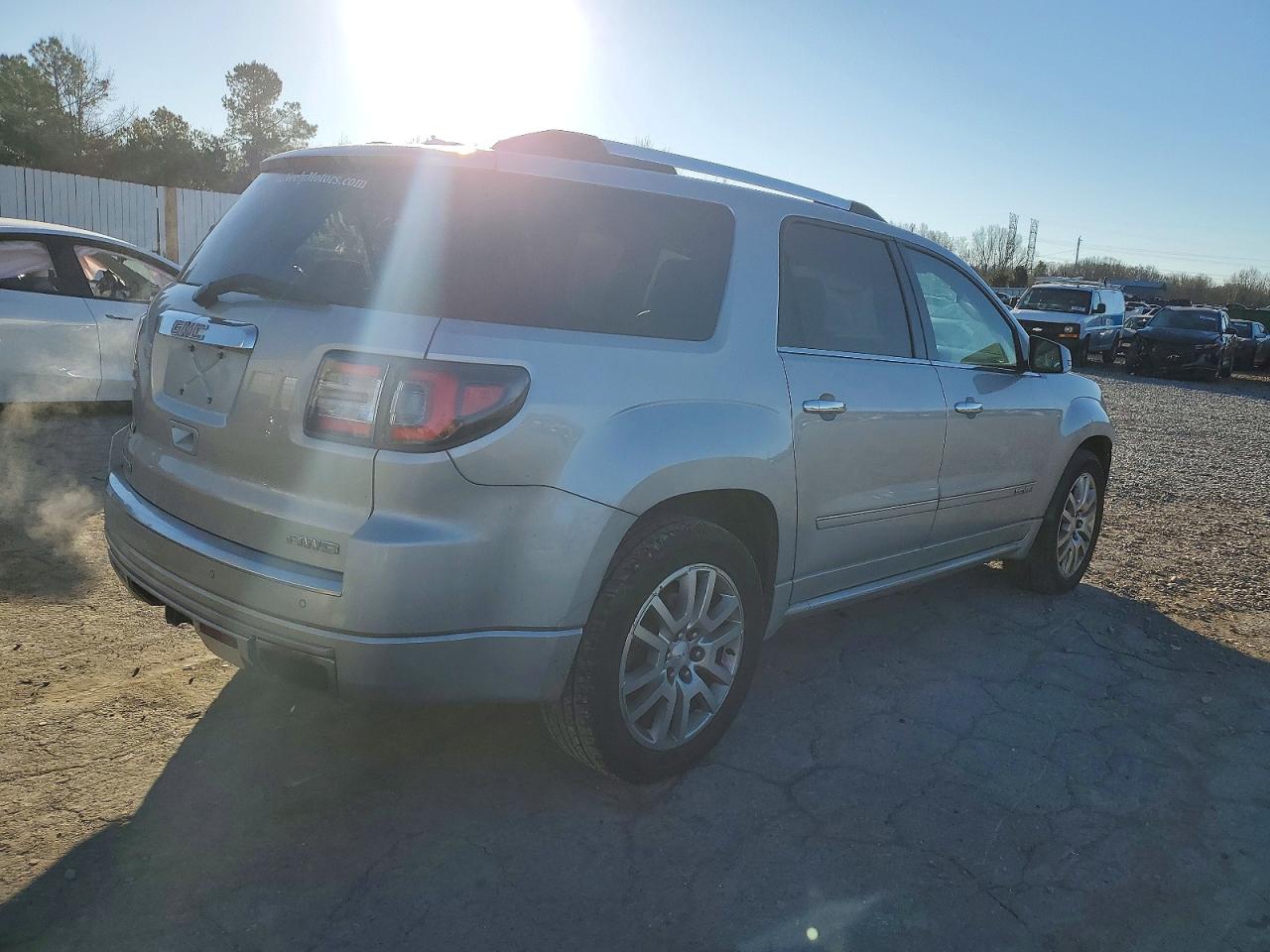 2016 GMC ACADIA DENALI photo 3