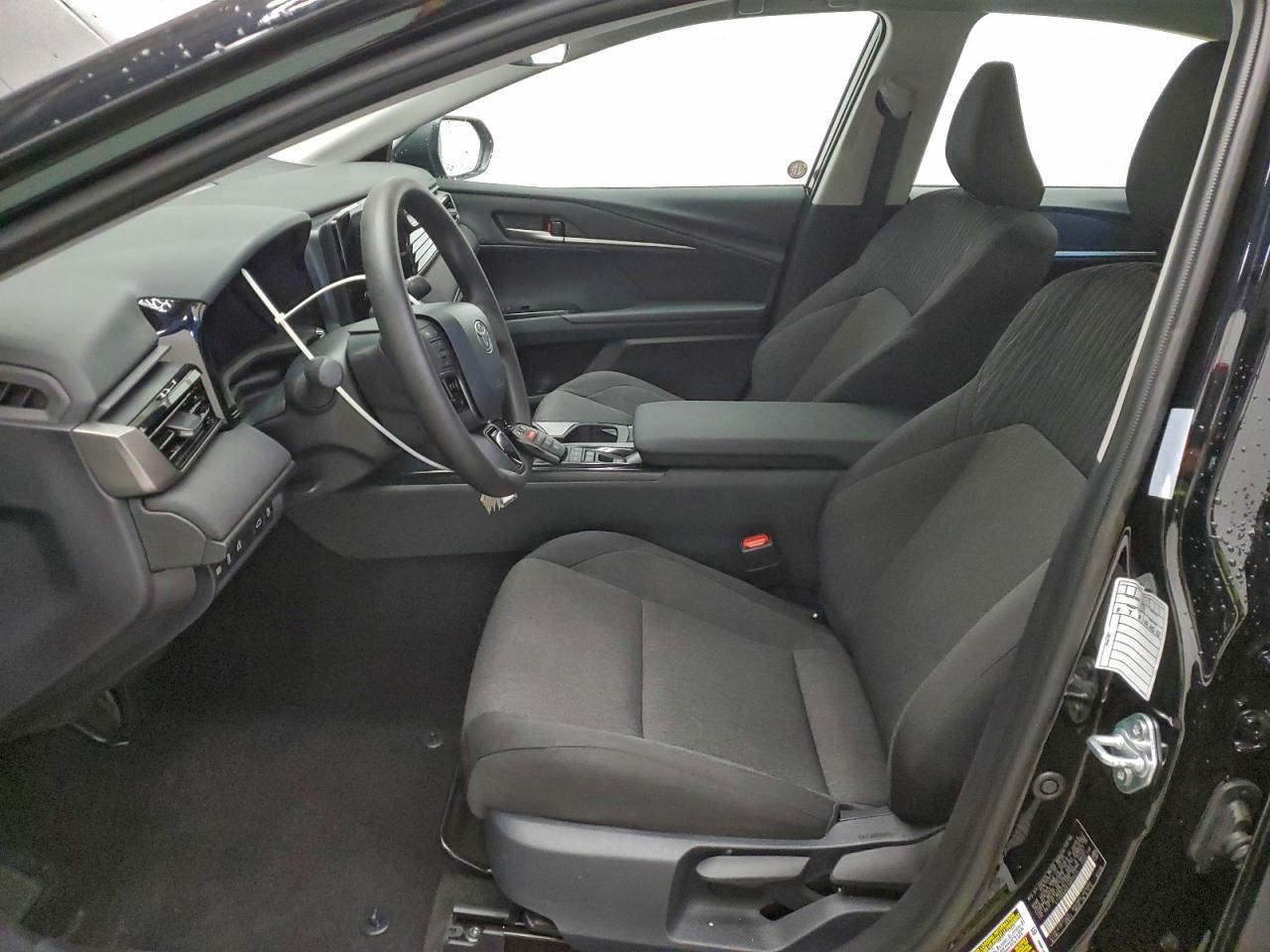 2026 TOYOTA CAMRY LE photo 7